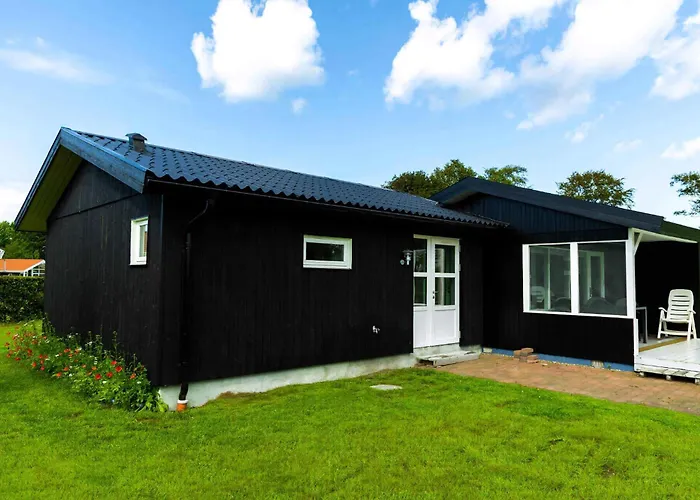 Semesterbostad Summer House With 100 M To The Sea In North Funen *