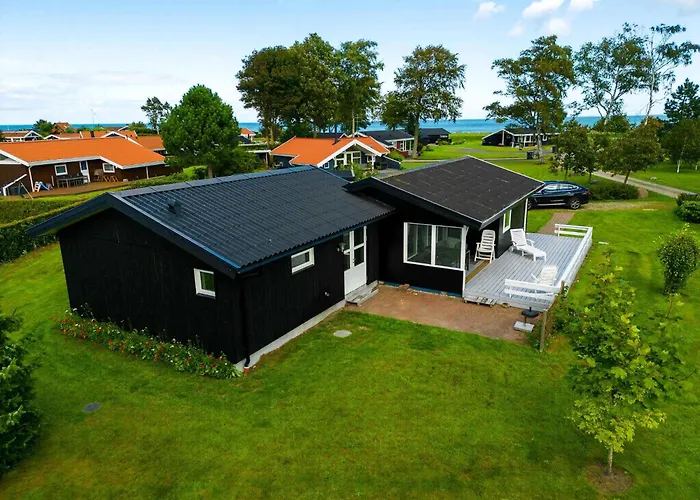 Summer House With 100 M To The Sea In North Funen